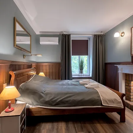 Old House 아파트 포즈난