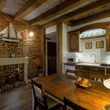 Old House * 포즈난