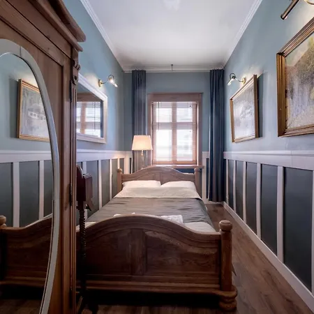 Old House Πόζναν