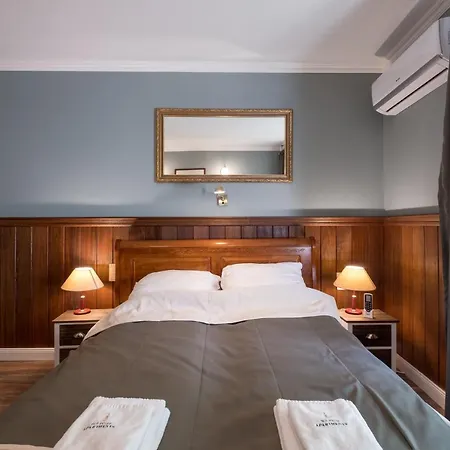 Old House Apartment